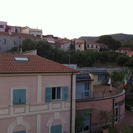 Apartament Chezeno *