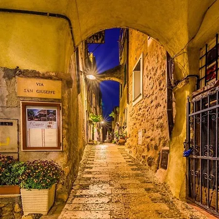 Chezeno Apartament *